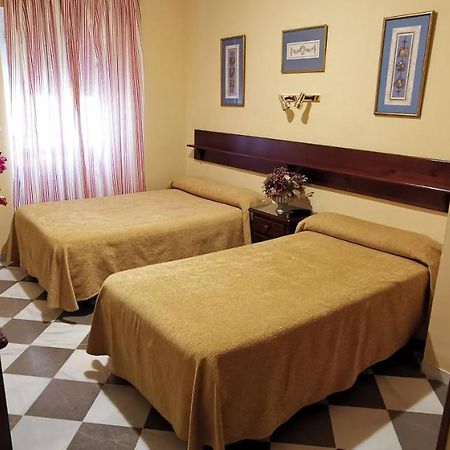 Hotel San Pedro Carmona  Bagian luar foto