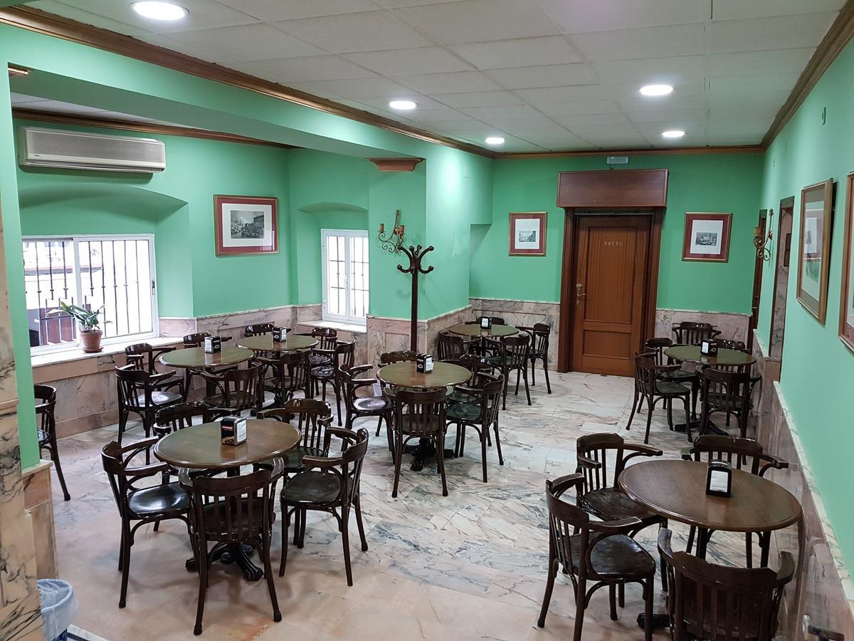Hotel San Pedro Carmona  Bagian luar foto